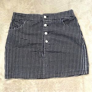 4/$25‎ Forever21 Corduroy Houndstooth Mini Skirt Size Large